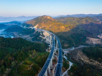 福建宁古高速公路全线通车